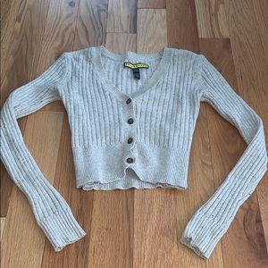 Cropped sweater